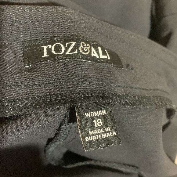 Roz & Ali Black Pants Size 18 Stretchy🌀 - Picture 12 of 14